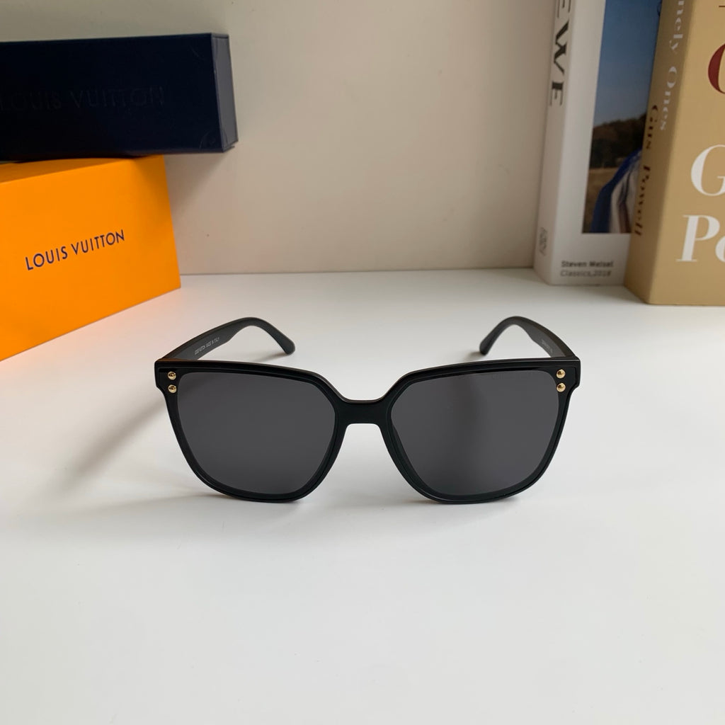 Louis Vuitton Square Black Lens Sunglasses for Men & Women - 431229 - detail image 5