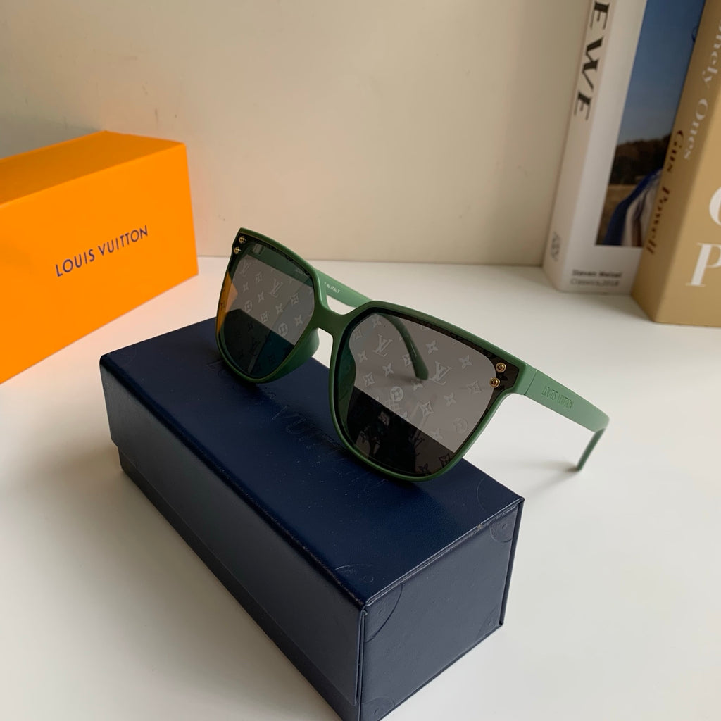 Louis Vuitton Square Gray Lens Sunglasses for Men & Women - 431230 - detail image 4