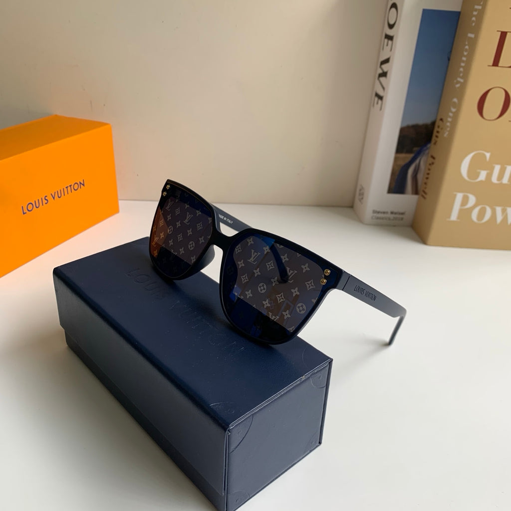 Louis Vuitton Square Blue Lens Sunglasses for Men & Women - 431232 - detail image 5