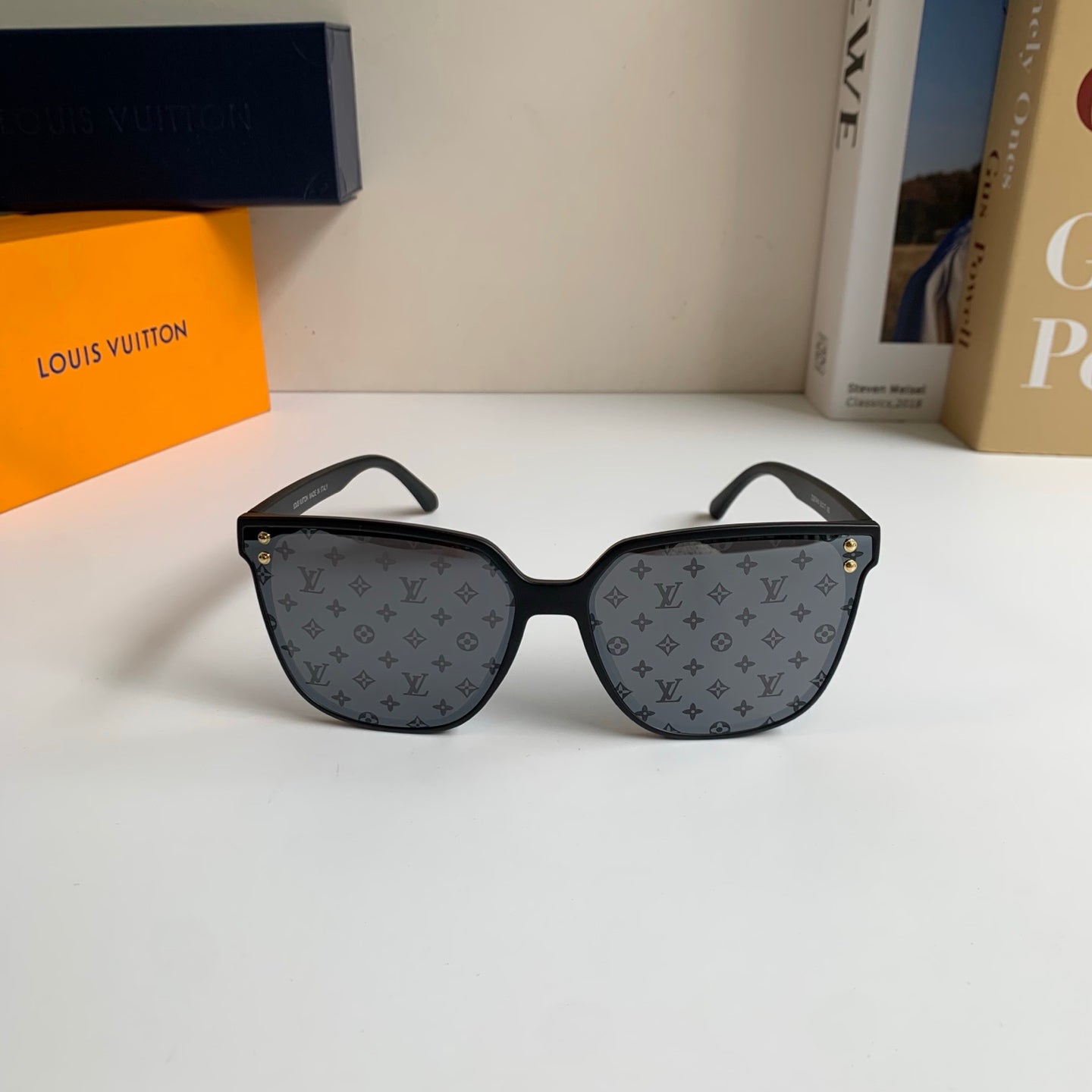 Louis Vuitton Square Silver Lens Sunglasses for Men & Women - 431233 - detail image 5