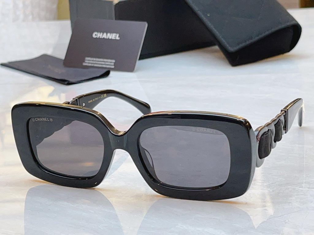 Chanel A71747 Fashion Black Lens Sunglasses for Men & Women