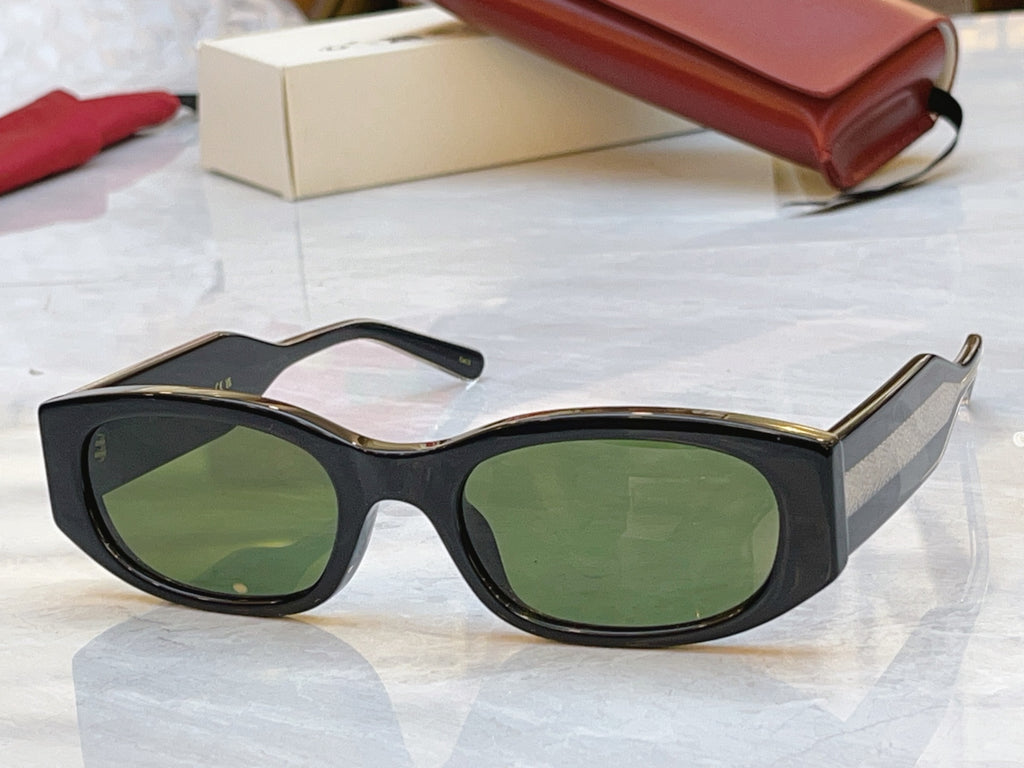 Gucci GG2068SA Fashion Green Lens Sunglasses for Men & Women