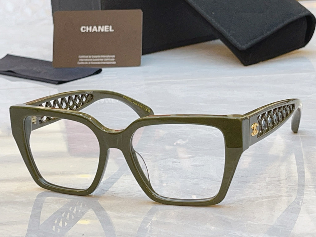 Chanel CH3517 Fashion Black Lens Sunglasses for Men & Women - 449060 - detail image 3