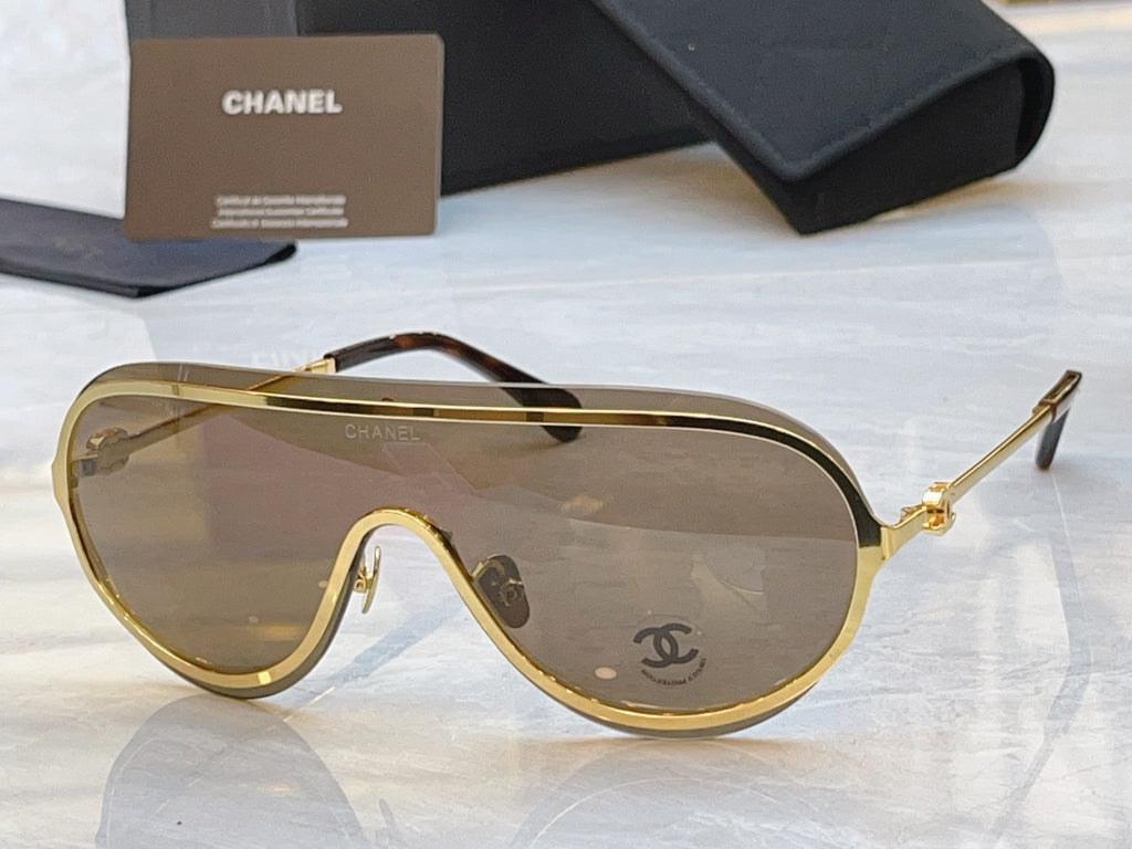 Chanel A71786 Fashion Gray Lens Sunglasses for Men & Women - detail image 3
