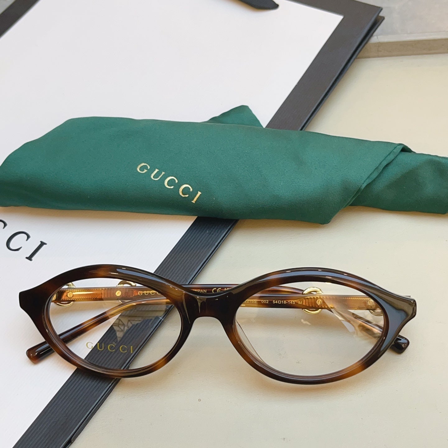 Gucci GG2215S Fashion Red Lens Sunglasses for Men & Women - 448745 - detail image 3