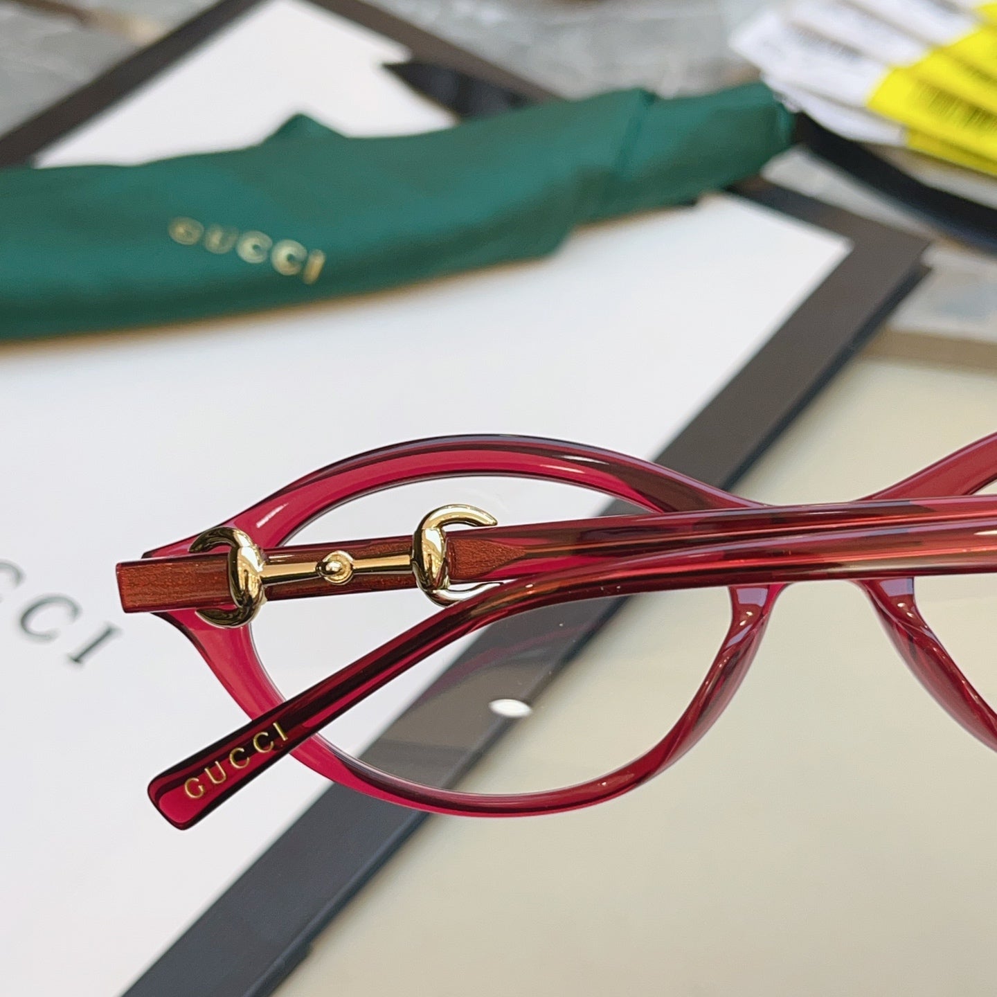 Gucci GG2215S Fashion Red Lens Sunglasses for Men & Women - 448747 - detail image 7
