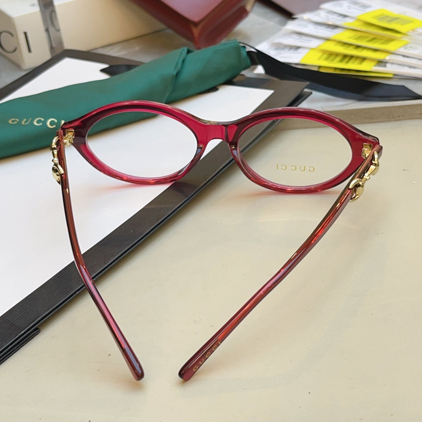 Gucci GG2215S Fashion Red Lens Sunglasses for Men & Women - 448747 - detail image 8