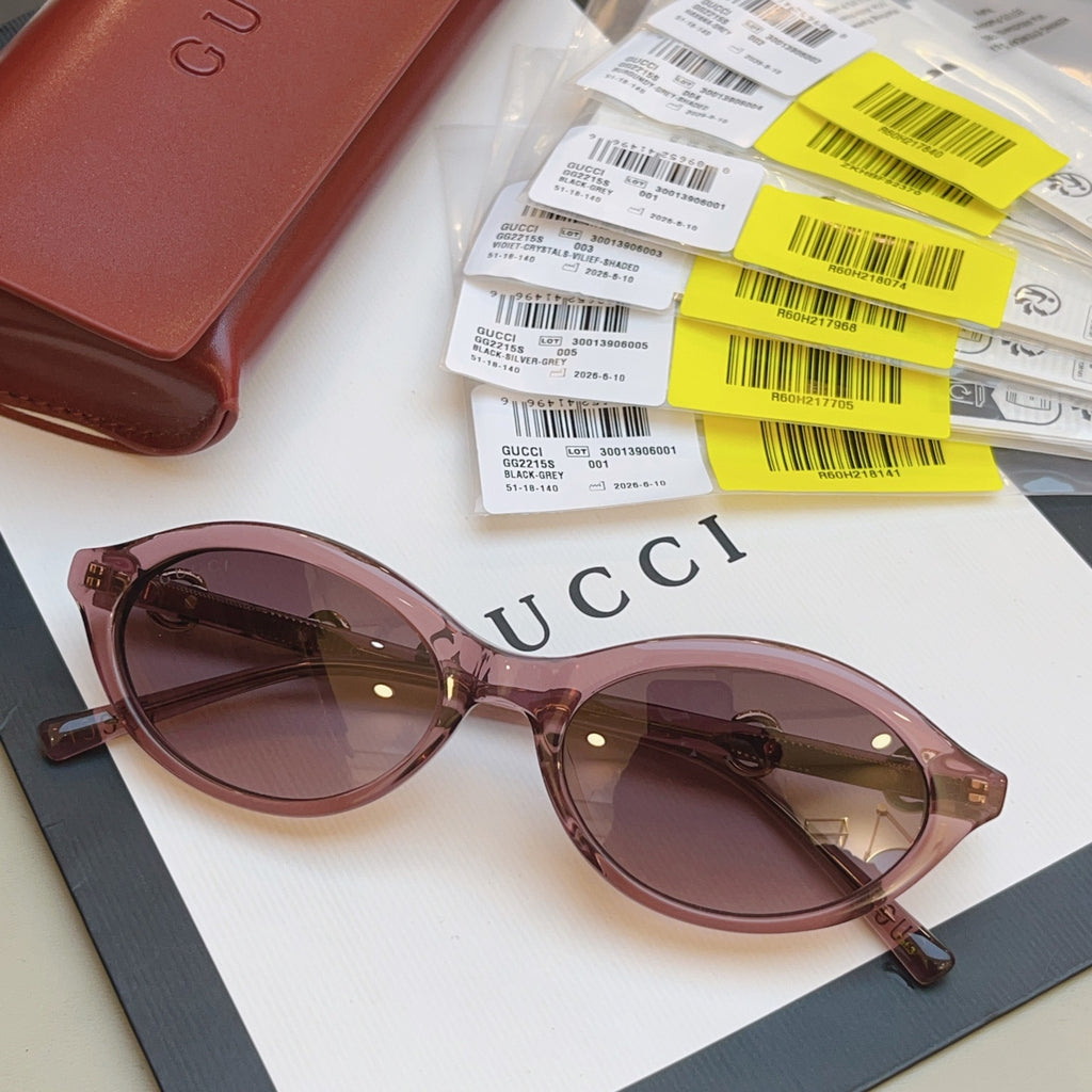 Gucci GG2215S Fashion Black Lens Sunglasses for Men & Women - detail image 3