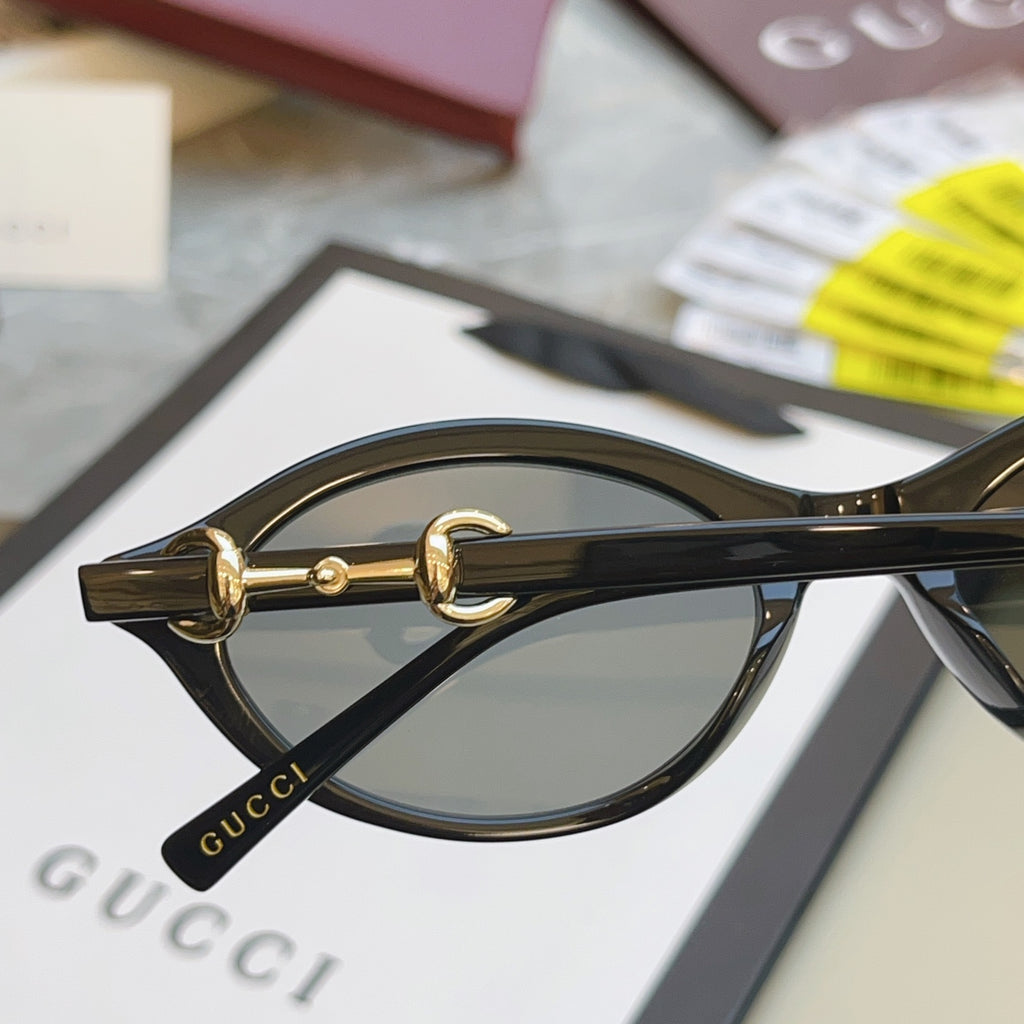 Gucci GG2215S Fashion Black Lens Sunglasses for Men & Women - detail image 8