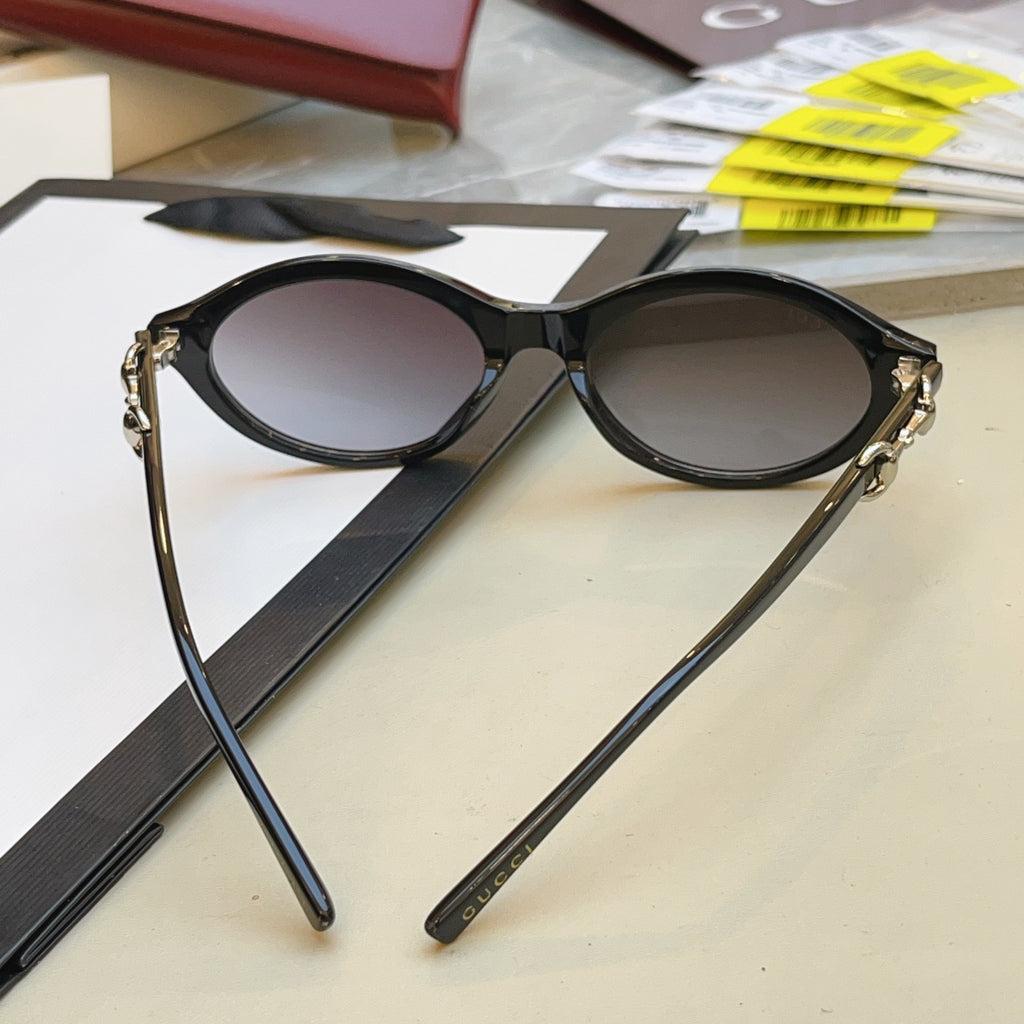 Gucci GG2215S Fashion Red Lens Sunglasses for Men & Women - detail image 6