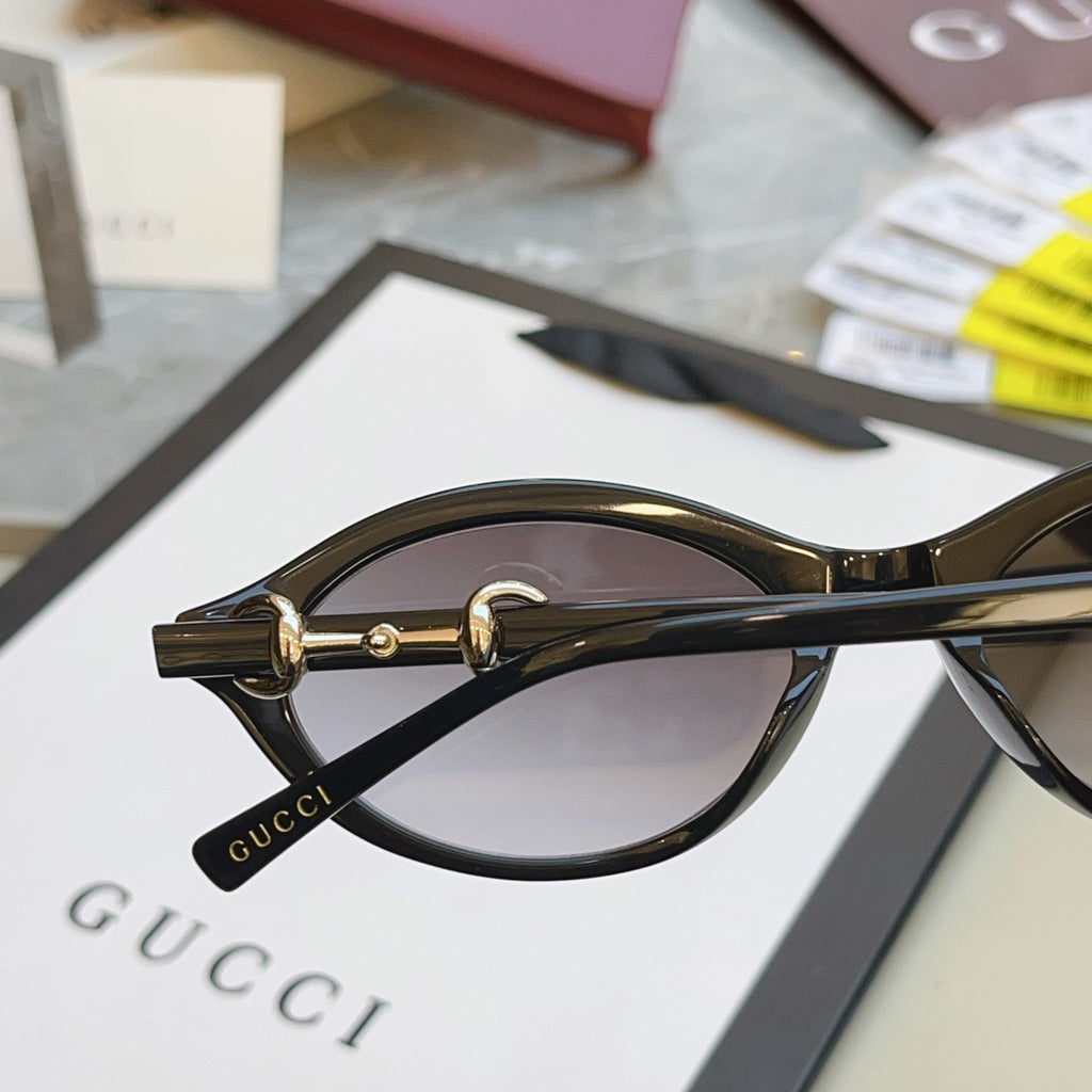 Gucci GG2215S Fashion Red Lens Sunglasses for Men & Women - detail image 4