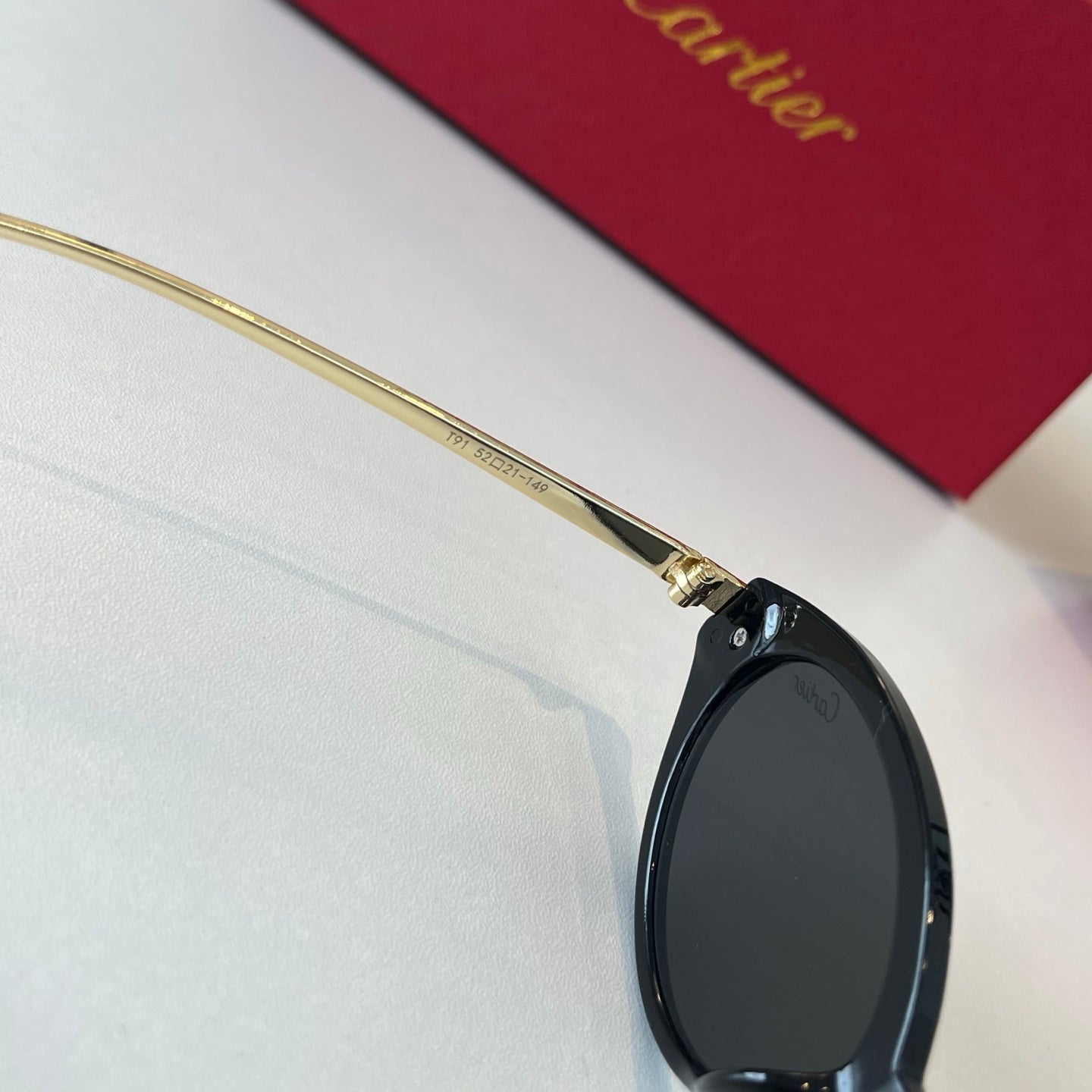 Cartier Lightweight Metal Rimless Silver Lens Sunglasses for Men & Wo - 465864 - detail image 9