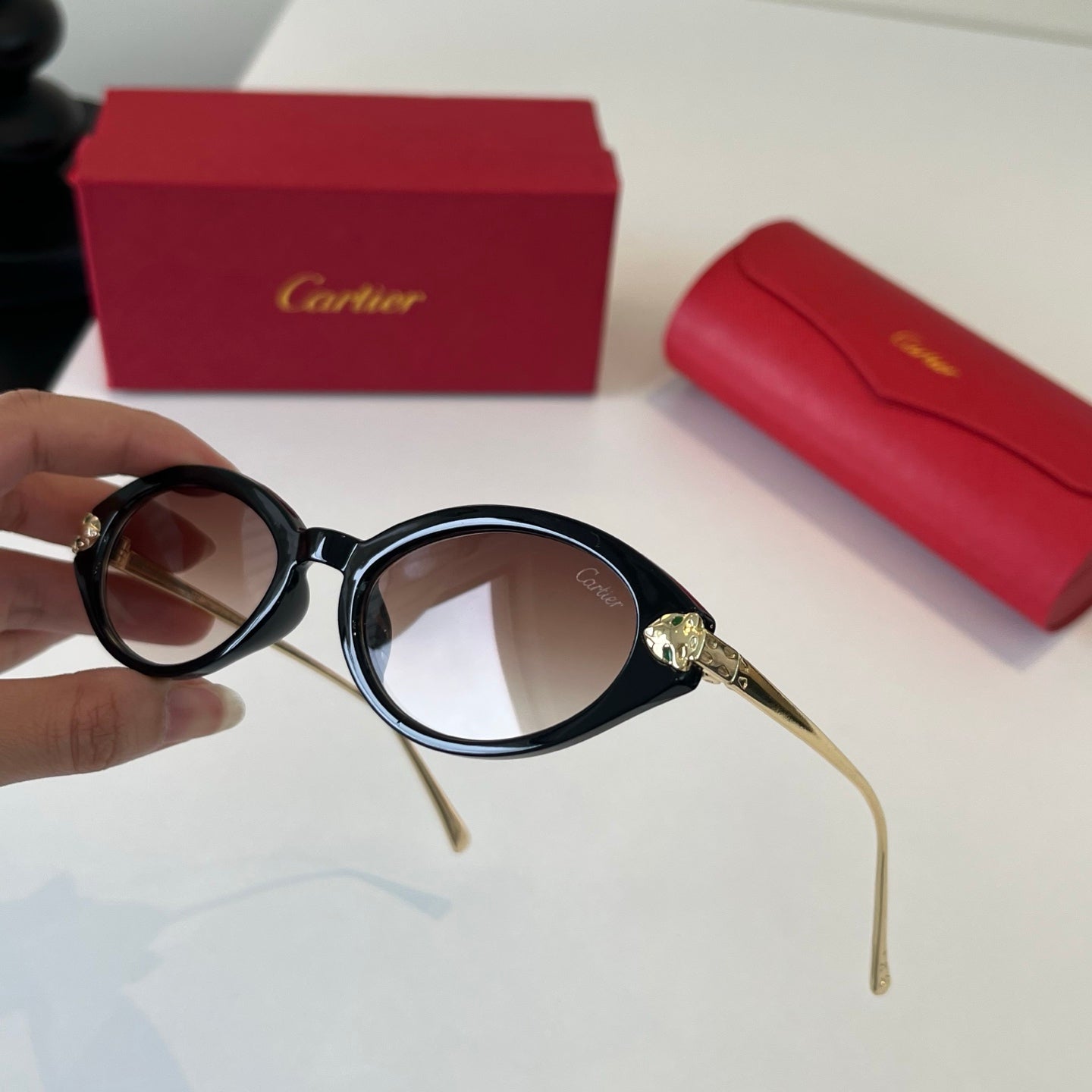 Cartier Lightweight Metal Rimless Silver Lens Sunglasses for Men & Wo - 465865 - detail image 8