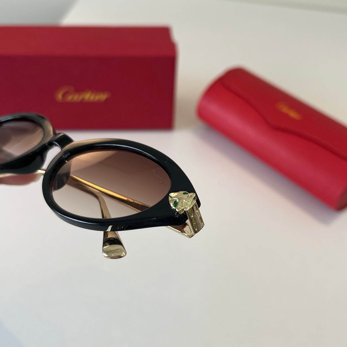 Cartier Lightweight Metal Rimless Silver Lens Sunglasses for Men & Wo - 465849 - detail image 5