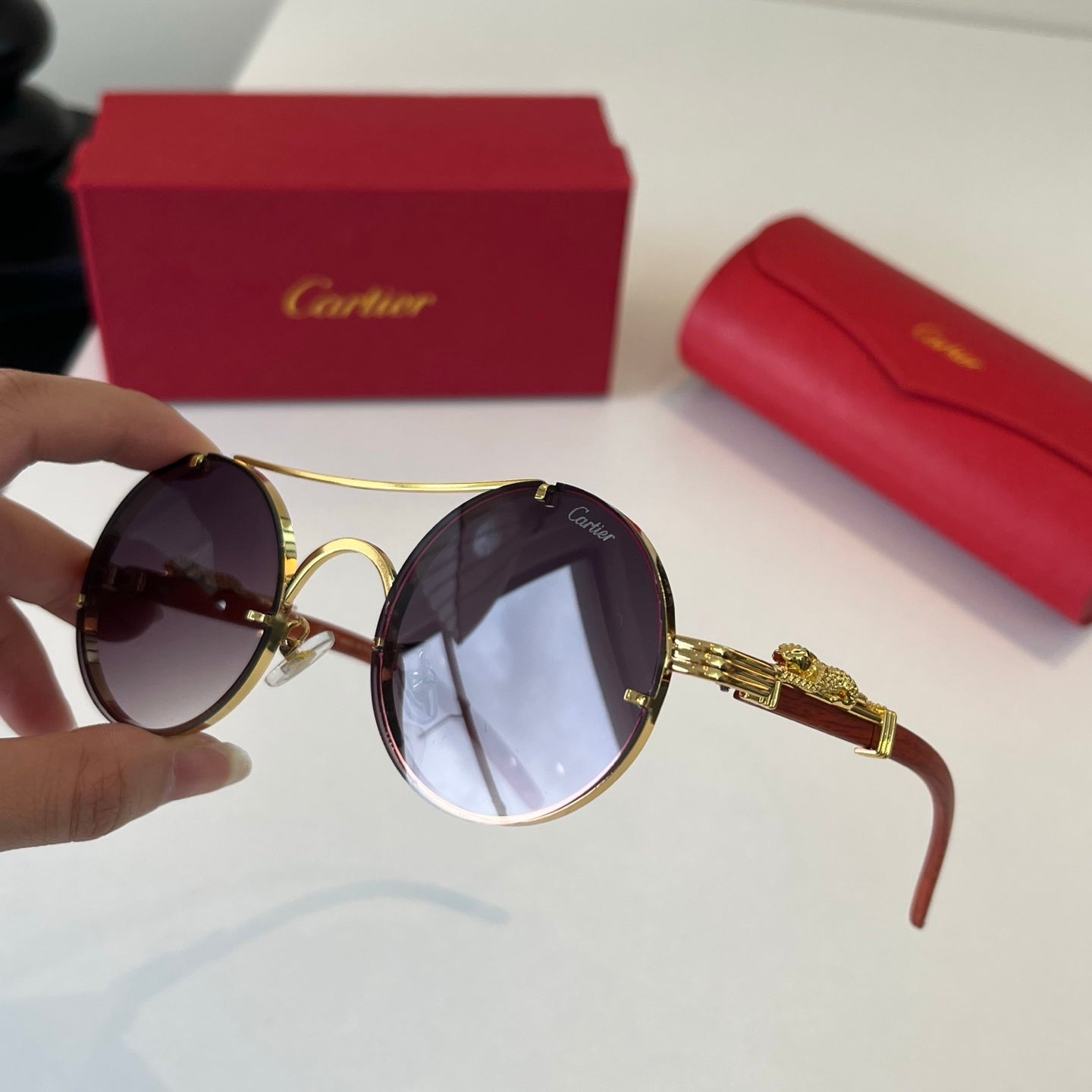 Cartier Lightweight Metal Rimless Red Lens Sunglasses for Men & Women - 487275 - detail image 8