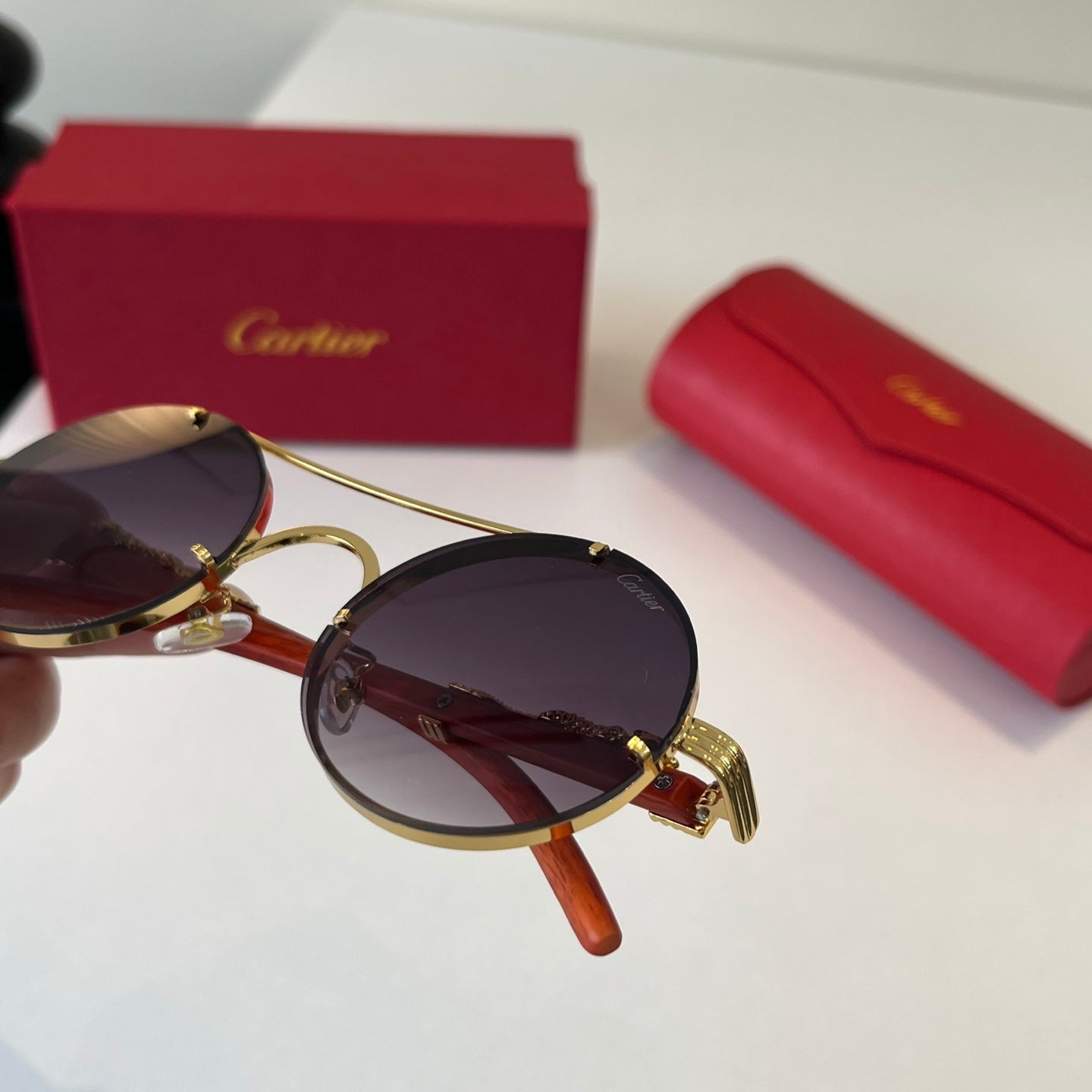 Cartier Lightweight Metal Rimless Red Lens Sunglasses for Men & Women - 487275 - detail image 5