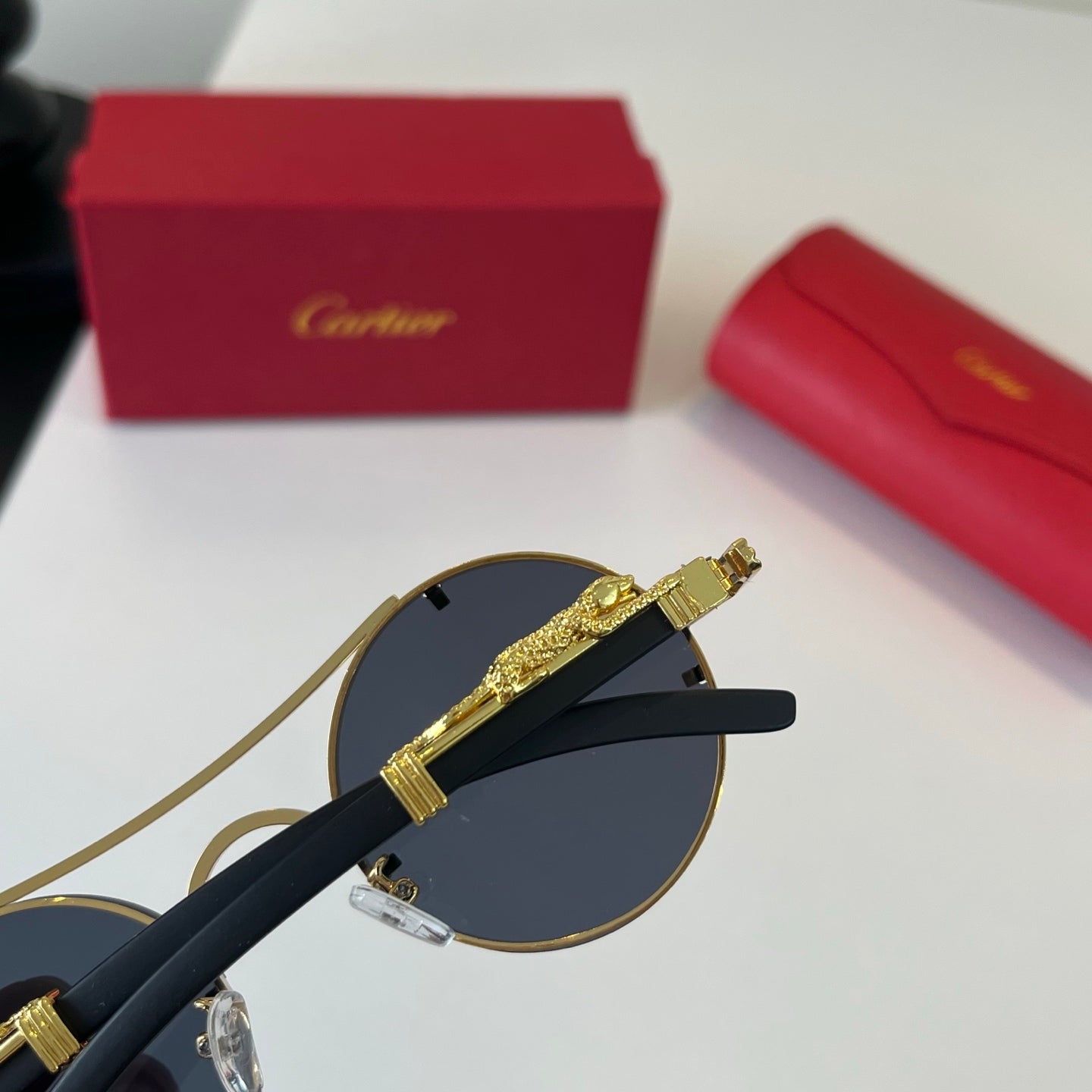 Cartier Lightweight Metal Rimless Silver Lens Sunglasses for Men & Wo - 487276 - detail image 6