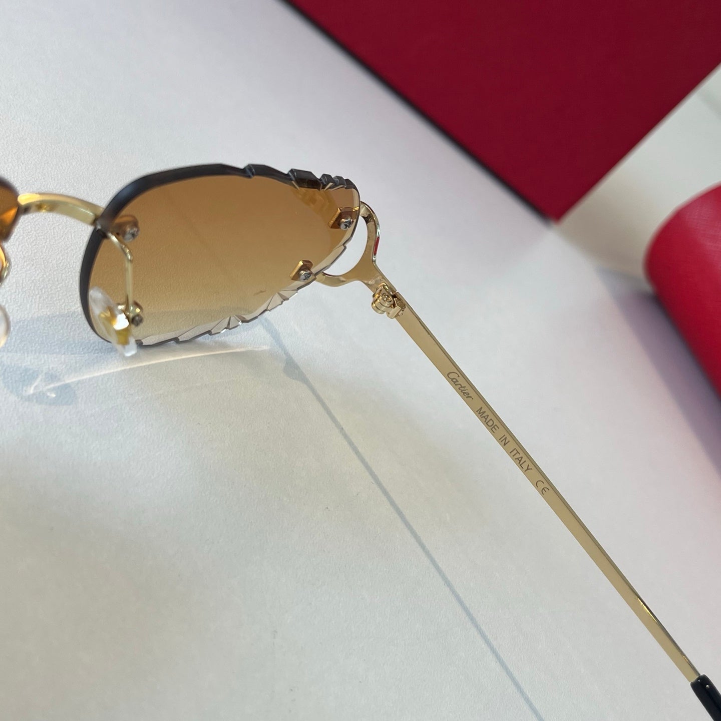 Cartier Lightweight Metal Rimless Brown Lens Sunglasses for Men & Wom - 487280 - detail image 9