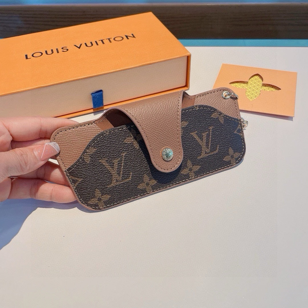 Louis Vuitton Fashion Black Lens Sunglasses for Men & Women - 464626 - detail image 5