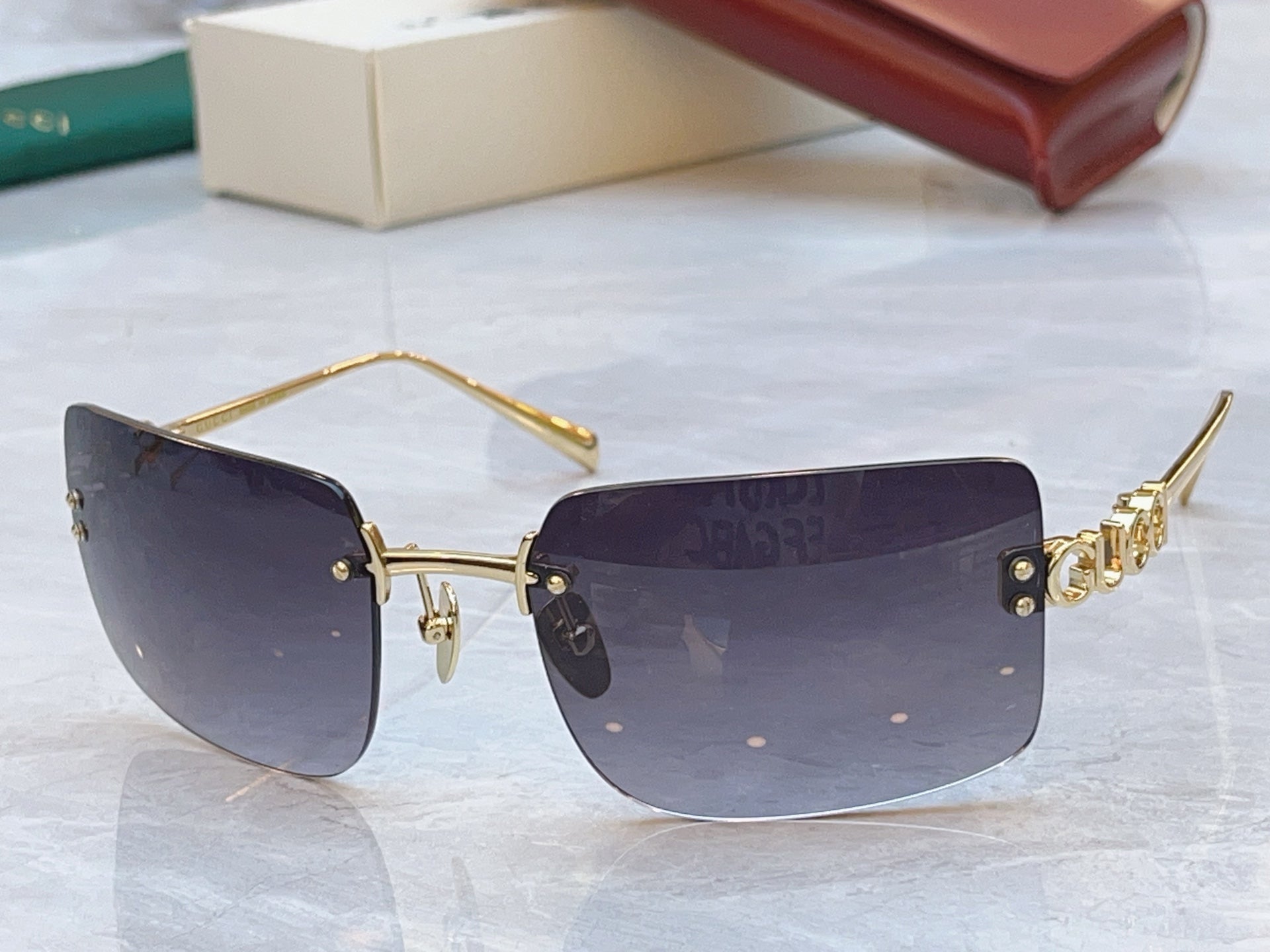 Gucci GG2038S Fashion Silver Lens Sunglasses for Men & Women - detail image 4