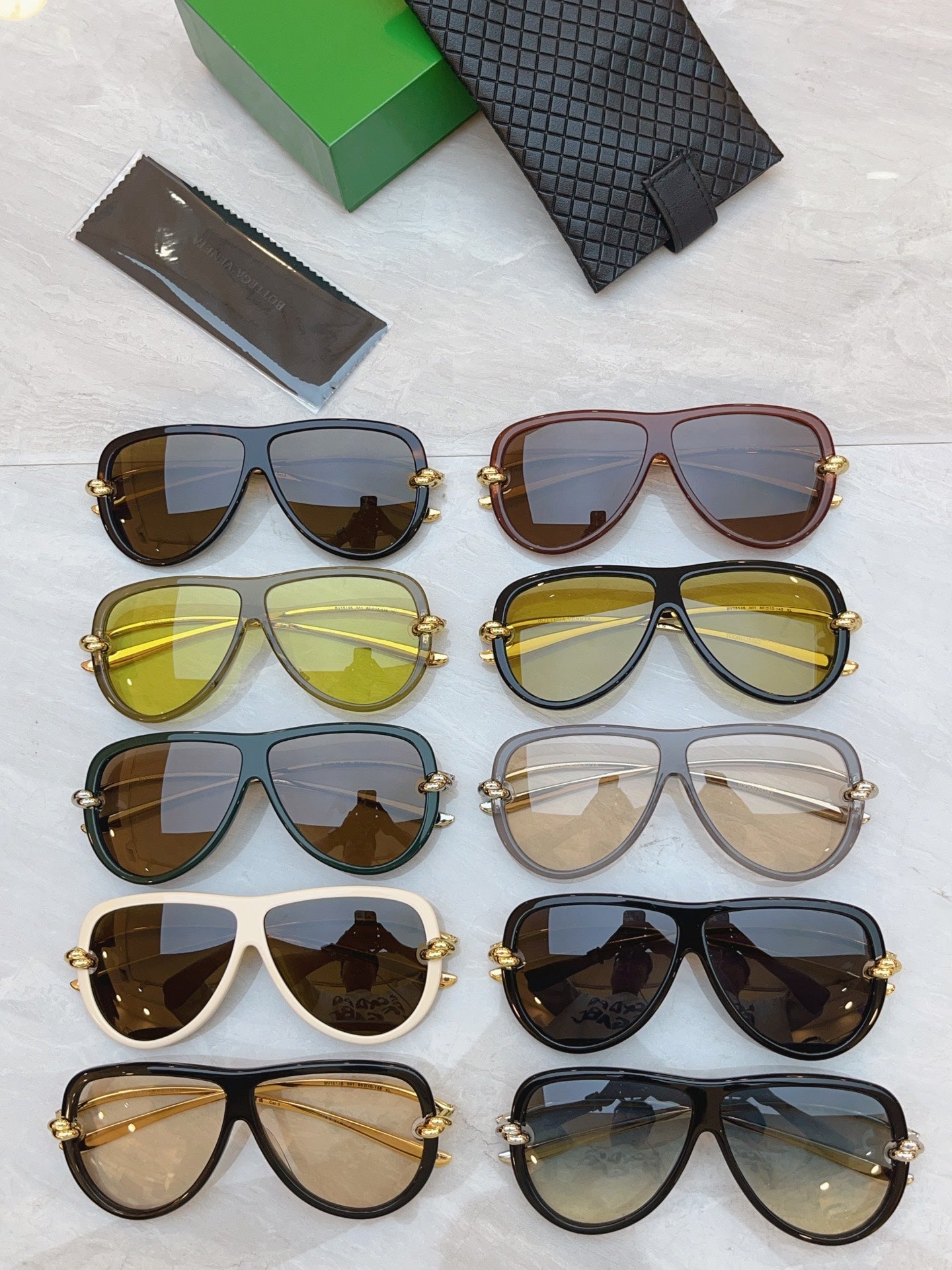 Bottega Veneta 1513S Fashion Brown Lens Sunglasses for Men & Women