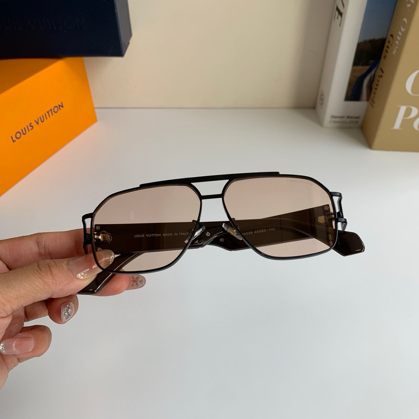Louis Vuitton Metal Aviator Silver Lens Sunglasses for Men & Women - 493135 - detail image 4