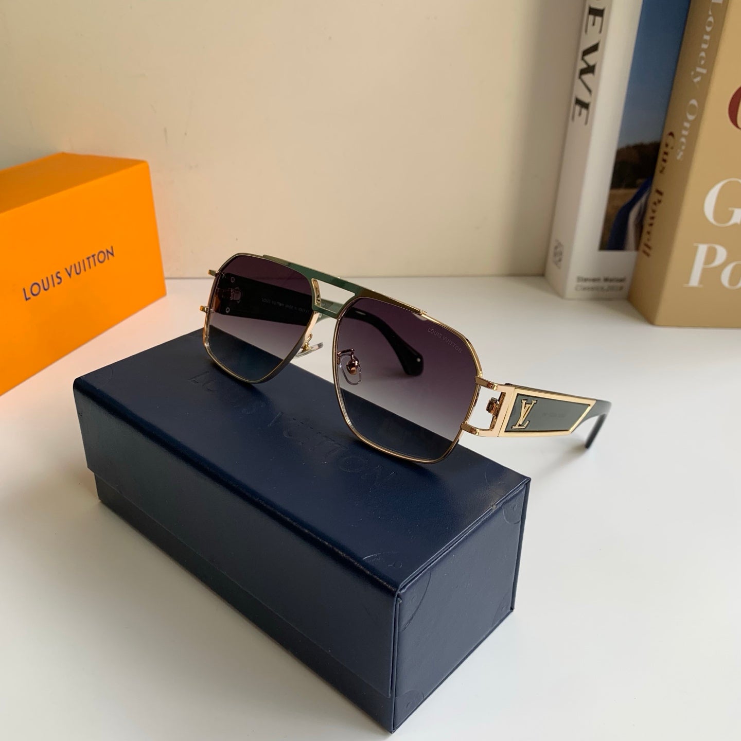 Louis Vuitton Metal Aviator Silver Lens Sunglasses for Men & Women - 493136 - detail image 4