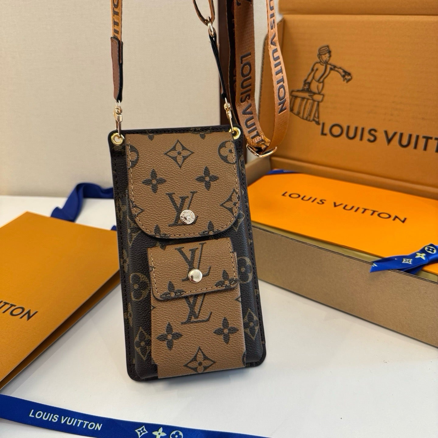 Louis Vuitton Fashion Black Lens Sunglasses for Men & Women - 493130 - detail image 3
