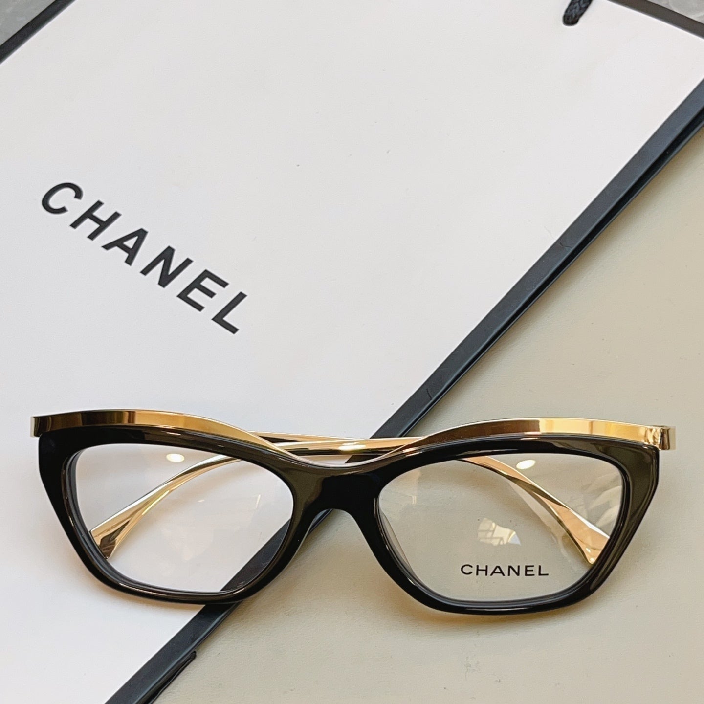 Chanel CH4299 Fashion Brown Lens Sunglasses for Men & Women - 493499 - detail image 2