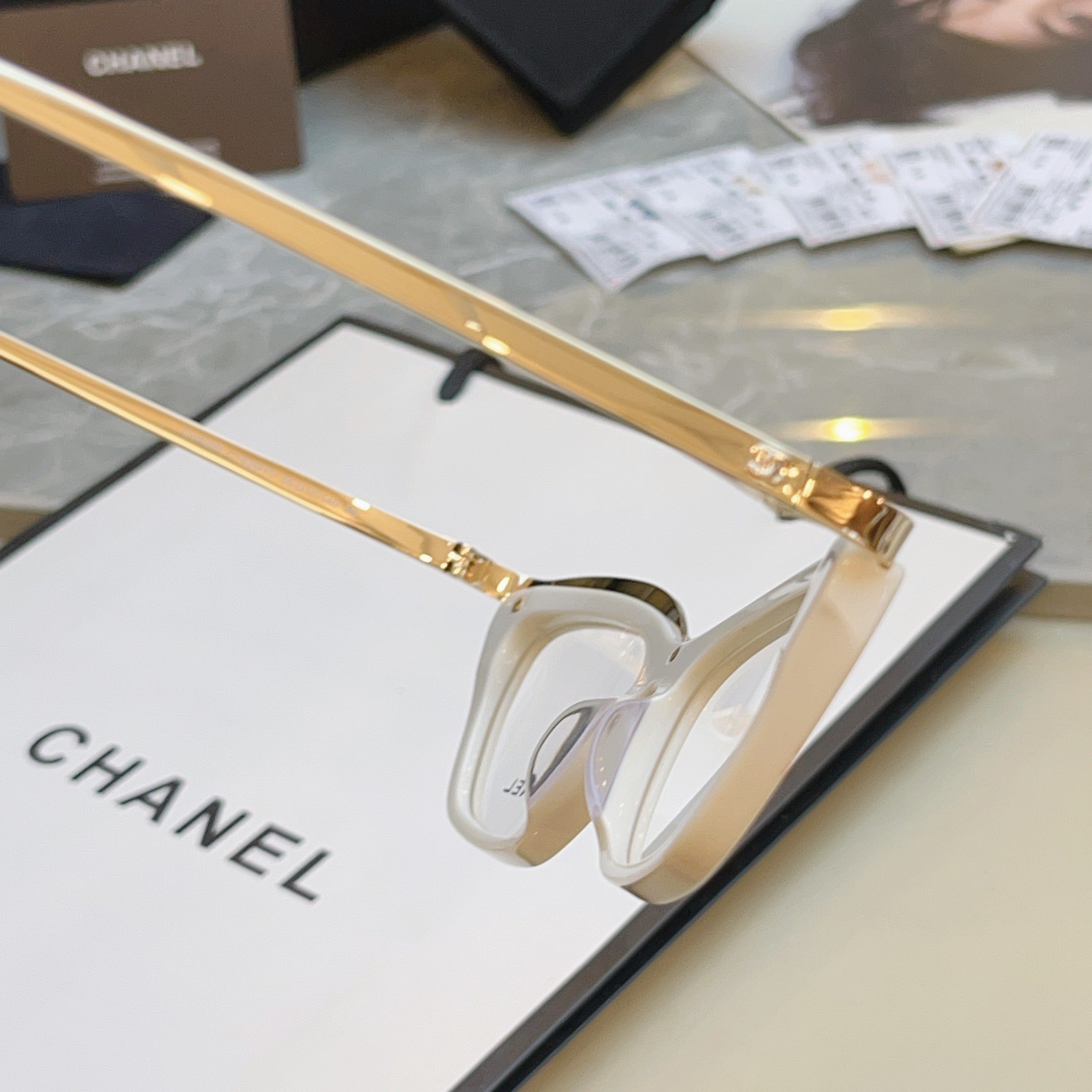 Chanel CH4299 Fashion Black Lens Sunglasses for Men & Women - 493500 - detail image 7