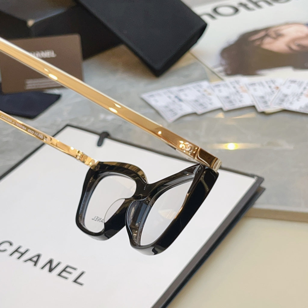 Chanel CH4299 Fashion Black Lens Sunglasses for Men & Women - detail image 2