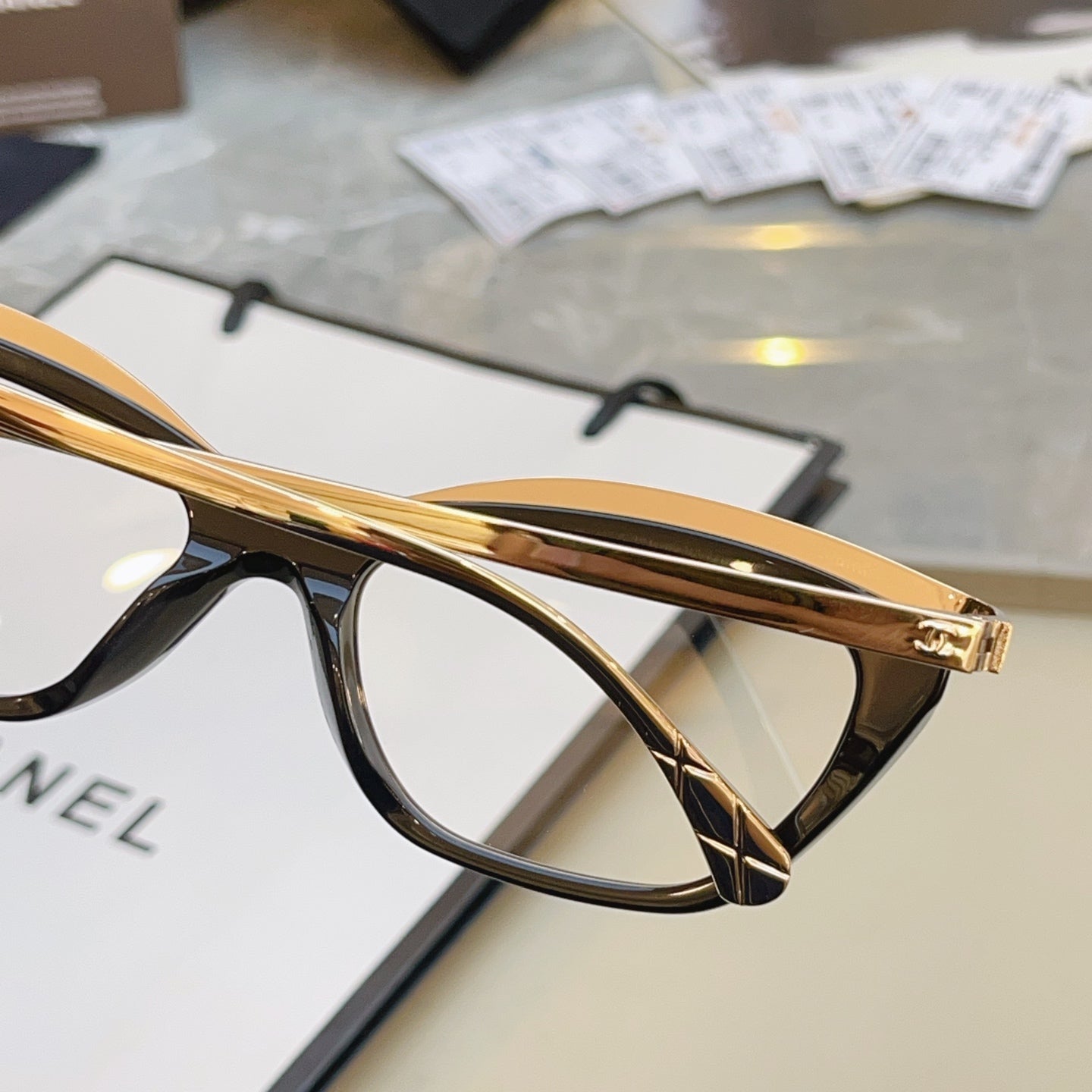 Chanel CH4299 Fashion Black Lens Sunglasses for Men & Women - detail image 3