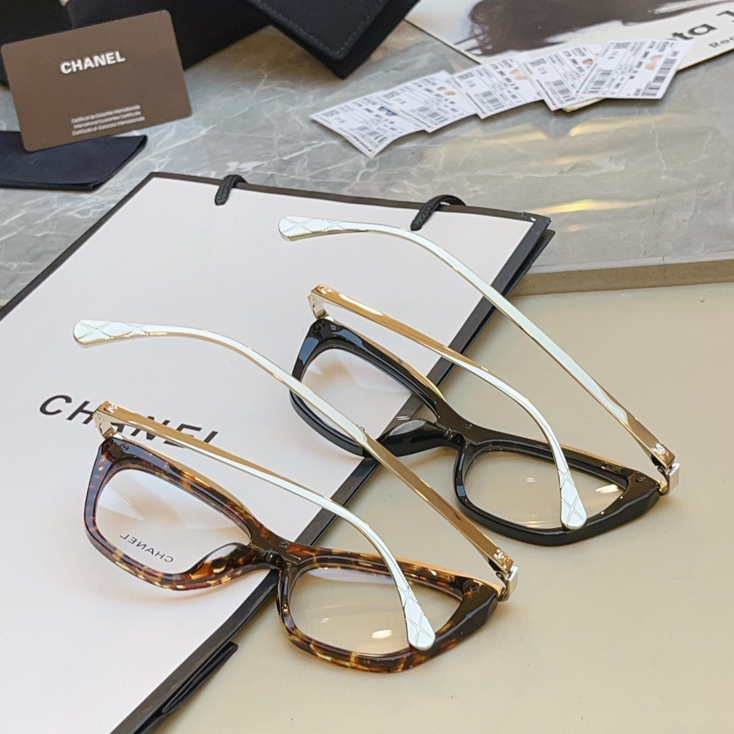 Chanel CH4299 Fashion Black Lens Sunglasses for Men & Women - detail image 7
