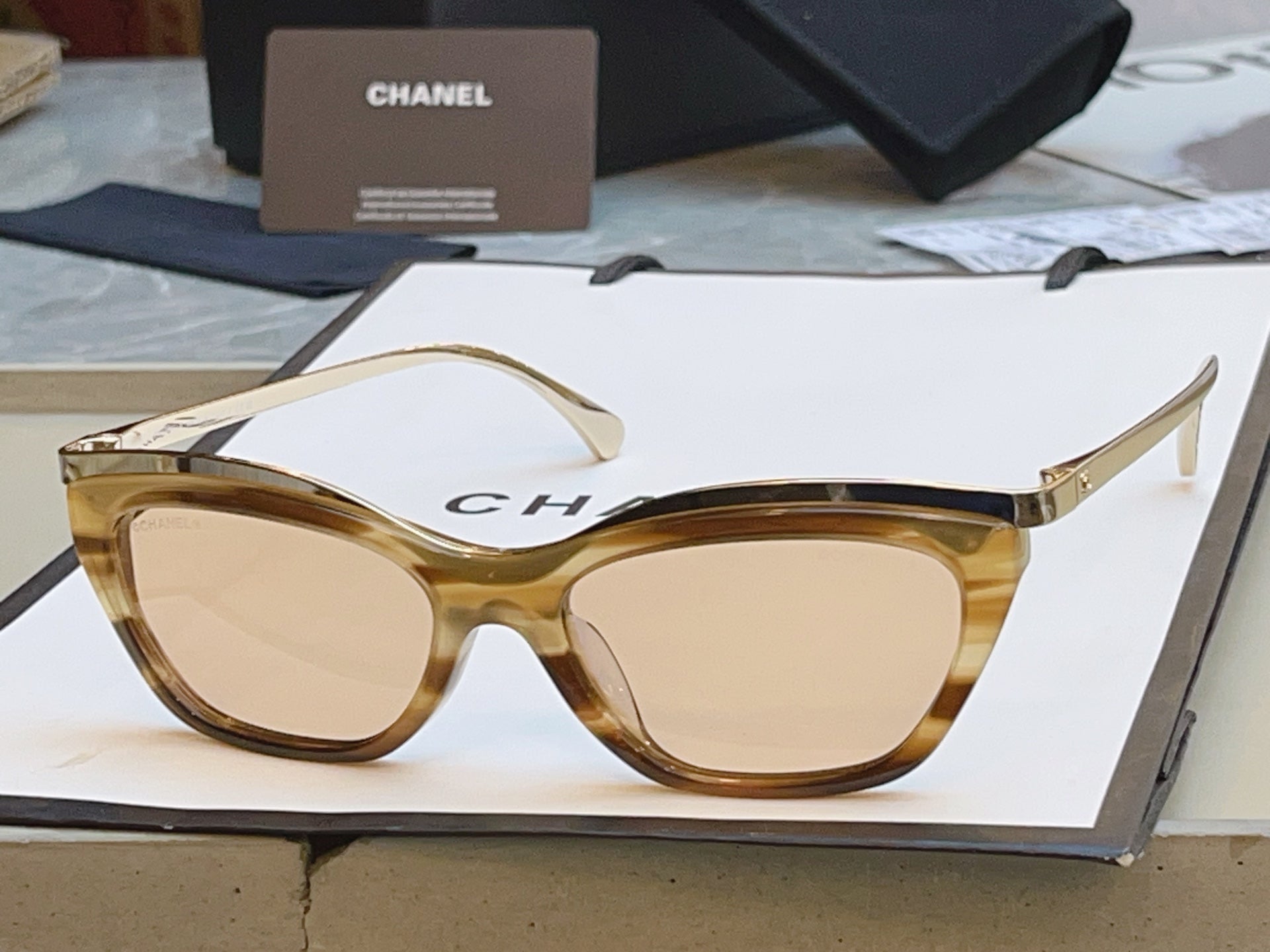 Chanel CH4299 Fashion Gray Lens Sunglasses for Men & Women - 493504 - detail image 3