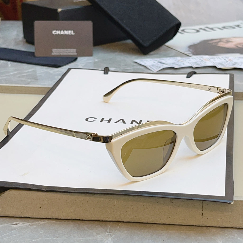 Chanel CH4299 Fashion Gray Lens Sunglasses for Men & Women - detail image 3