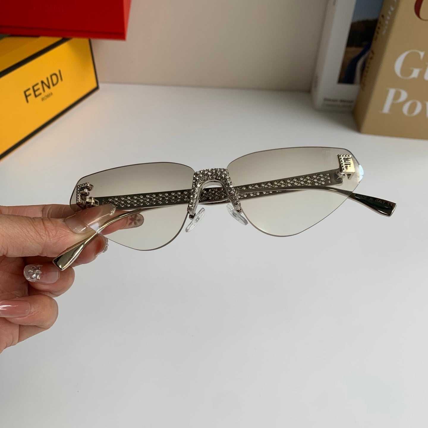 Fendi Metal Fashion Silver Lens Sunglasses for Men & Women - 487763 - detail image 3