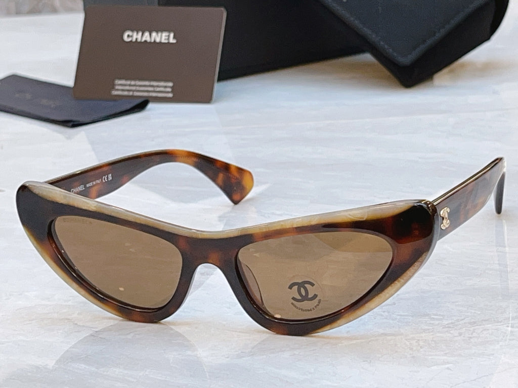 Chanel CH9203 Fashion Black Lens Sunglasses for Men & Women - detail image 6