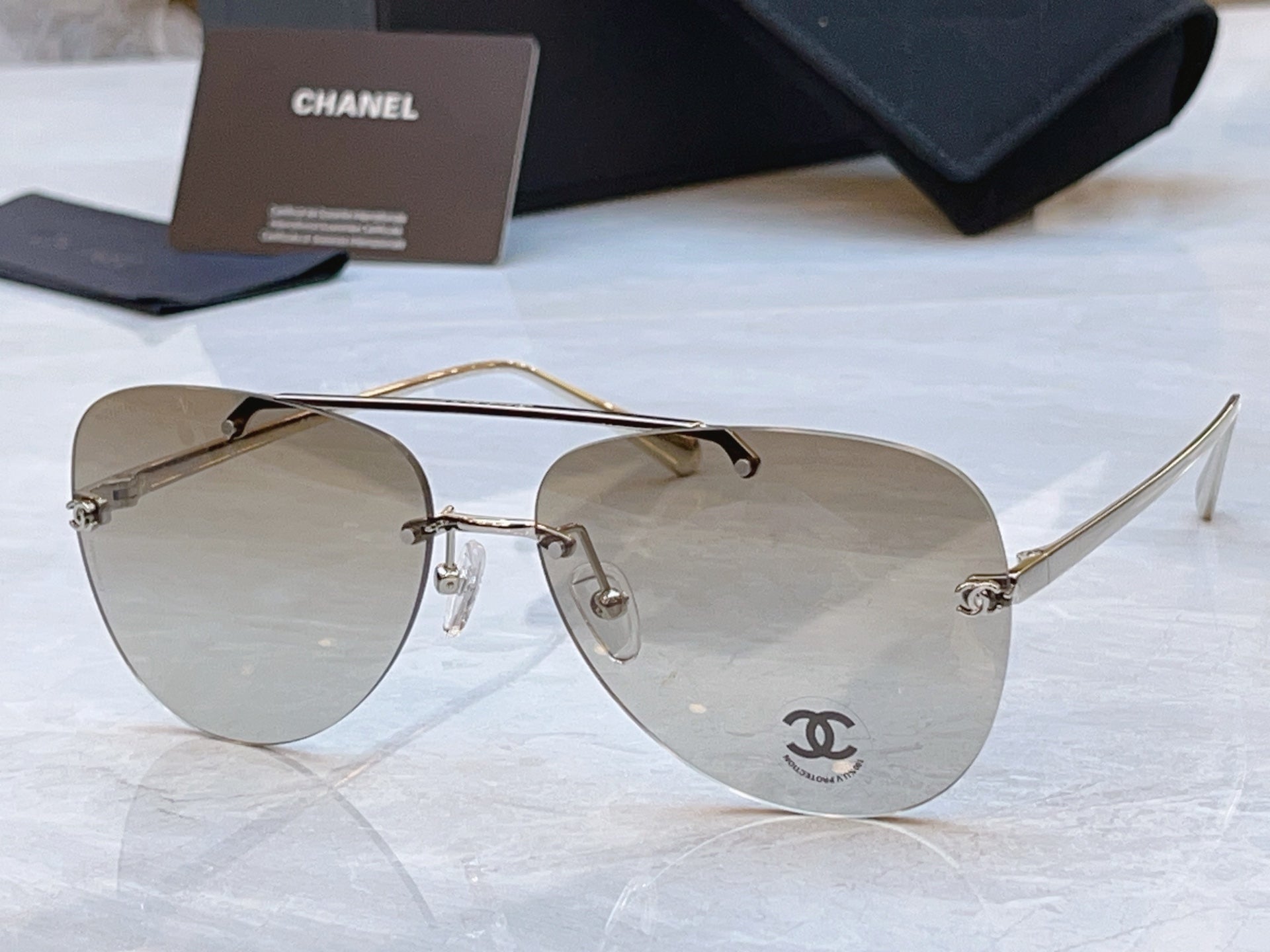 Chanel CH4285T Fashion Silver Lens Sunglasses for Men & Women - detail image 10