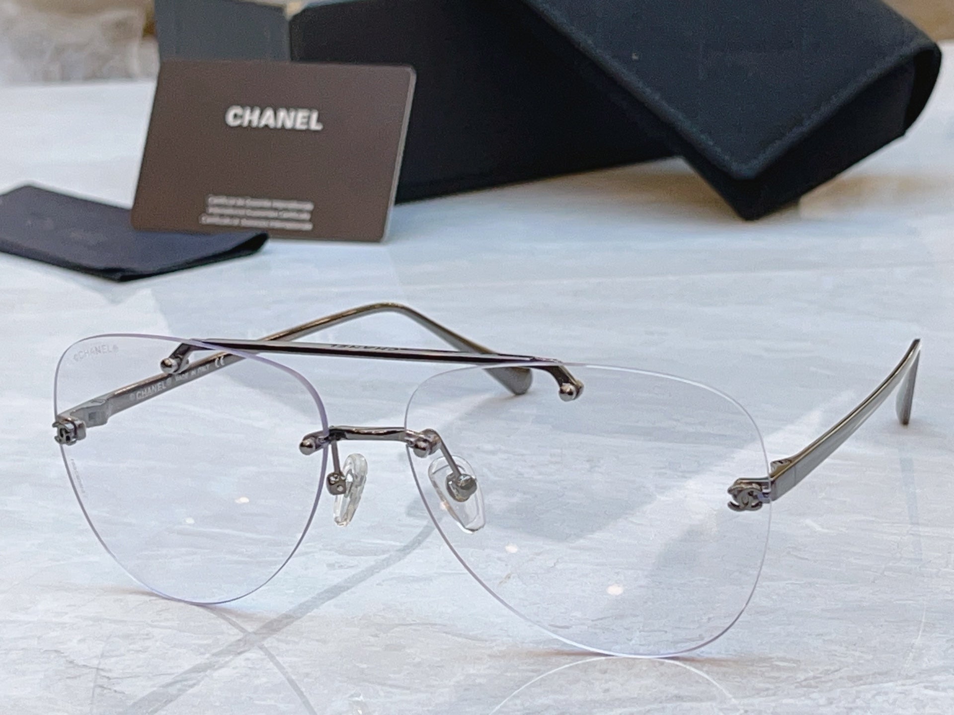 Chanel CH4285T Fashion Silver Lens Sunglasses for Men & Women - detail image 4