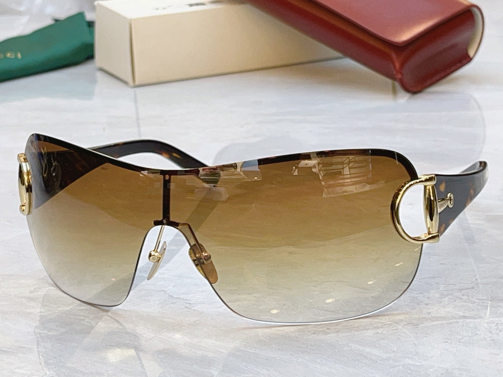 Gucci GG2174S Fashion Blue Lens Sunglasses for Men & Women - detail image 5